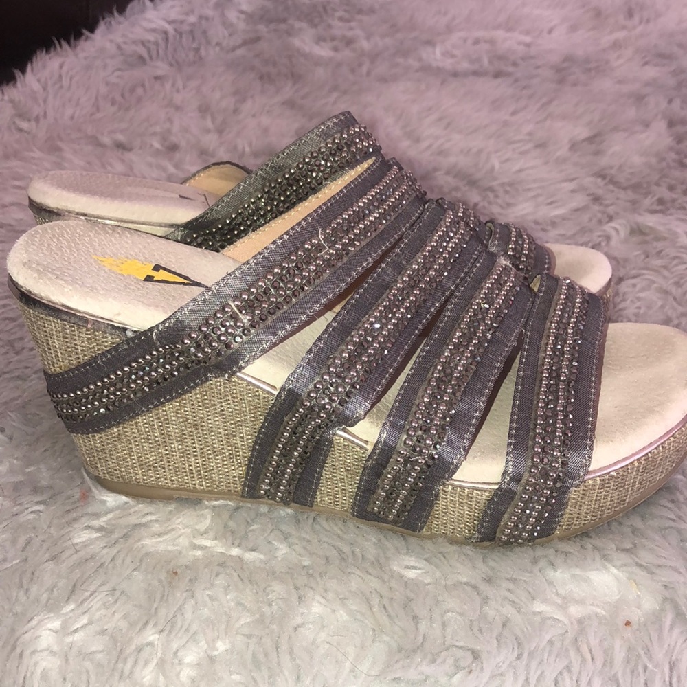 Volatile Wedges